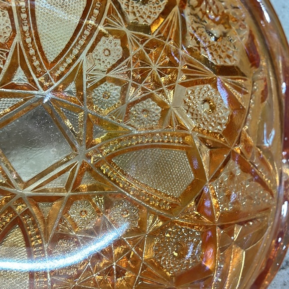 Vintage Carnival Glass Bowl - Picture 11 of 12